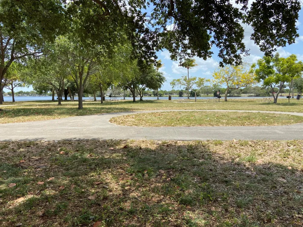 2840 Lake Osborne Drive #111 Lake Worth, FL 33461