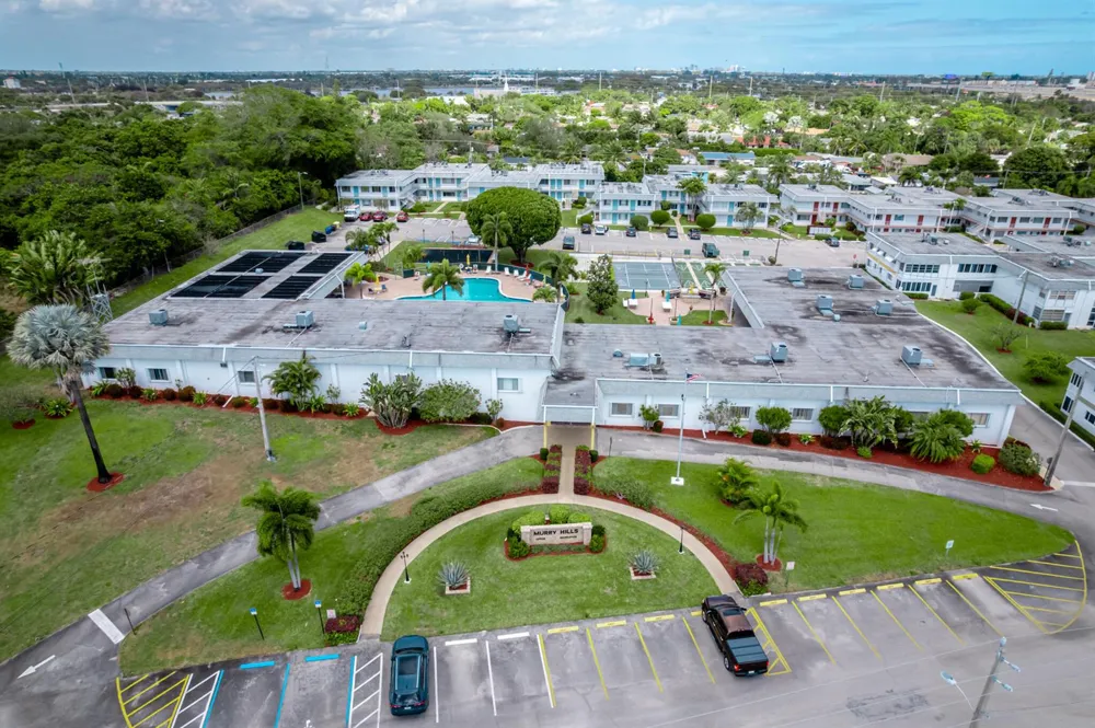 2840 Lake Osborne Drive #111 Lake Worth, FL 33461