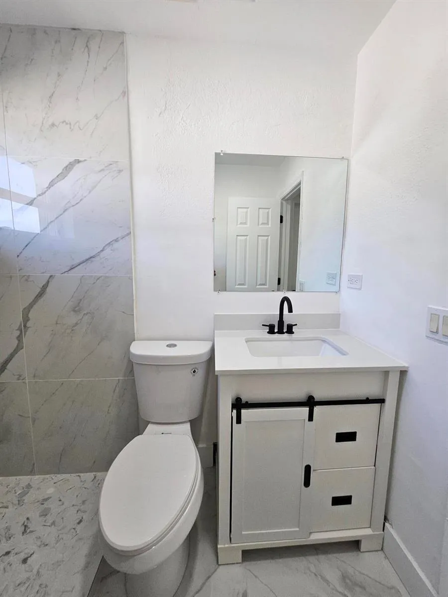 6607 WINFIELD BOULEVARD #47 Margate, FL 33063