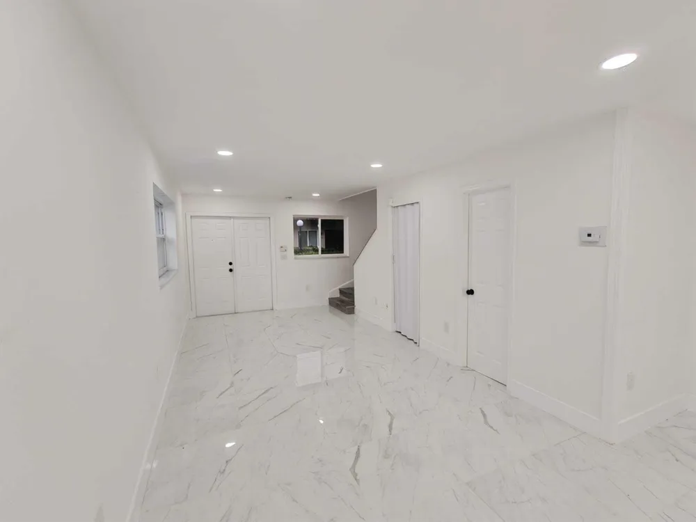 6607 WINFIELD BOULEVARD #47 Margate, FL 33063