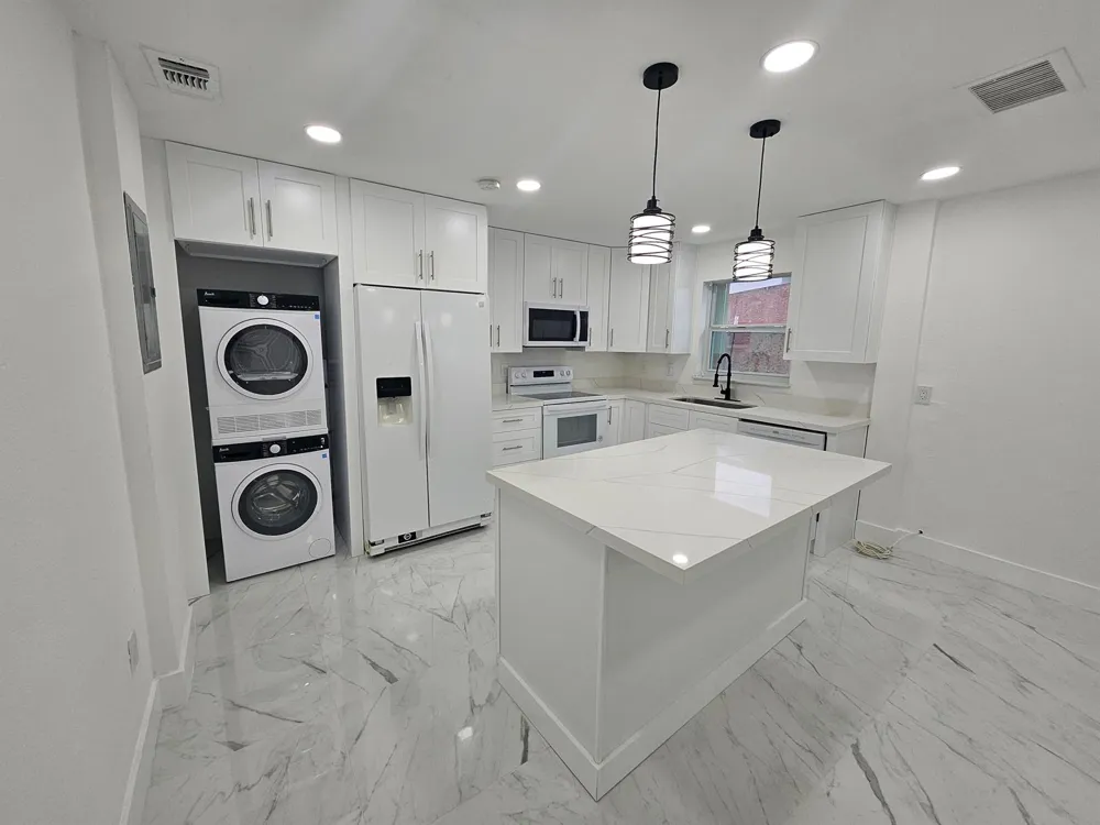 6607 WINFIELD BOULEVARD #47 Margate, FL 33063