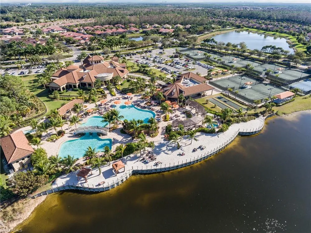 9532 Avellino Way #2722 Naples, FL 34113