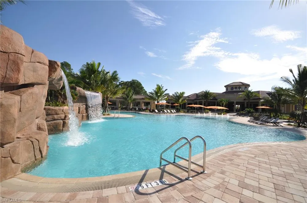 9532 Avellino Way #2722 Naples, FL 34113