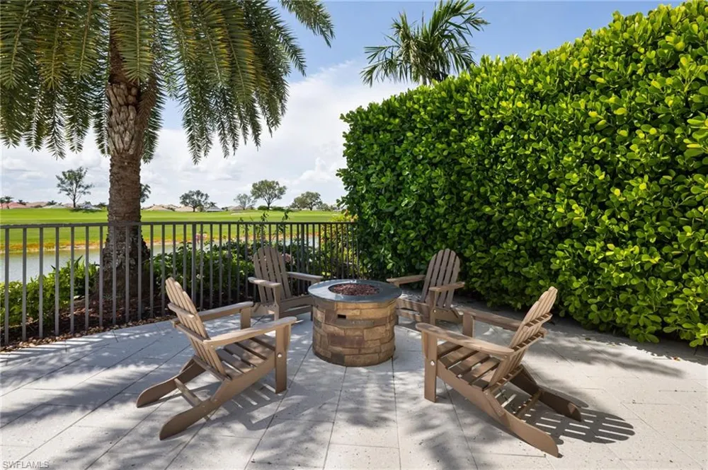 16450 Seneca Way Naples, FL 34110