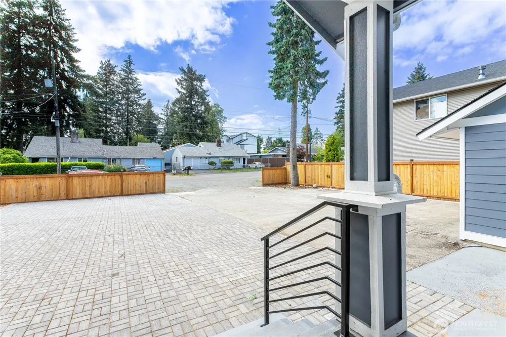 12260 3rd Avenue SW Burien, WA 98146