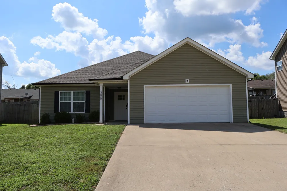 1355 Freedom Dr Clarksville, TN 37042