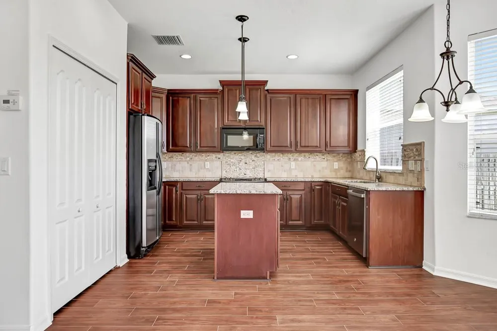 11447 DUTCH IRIS DRIVE Riverview, FL 33578