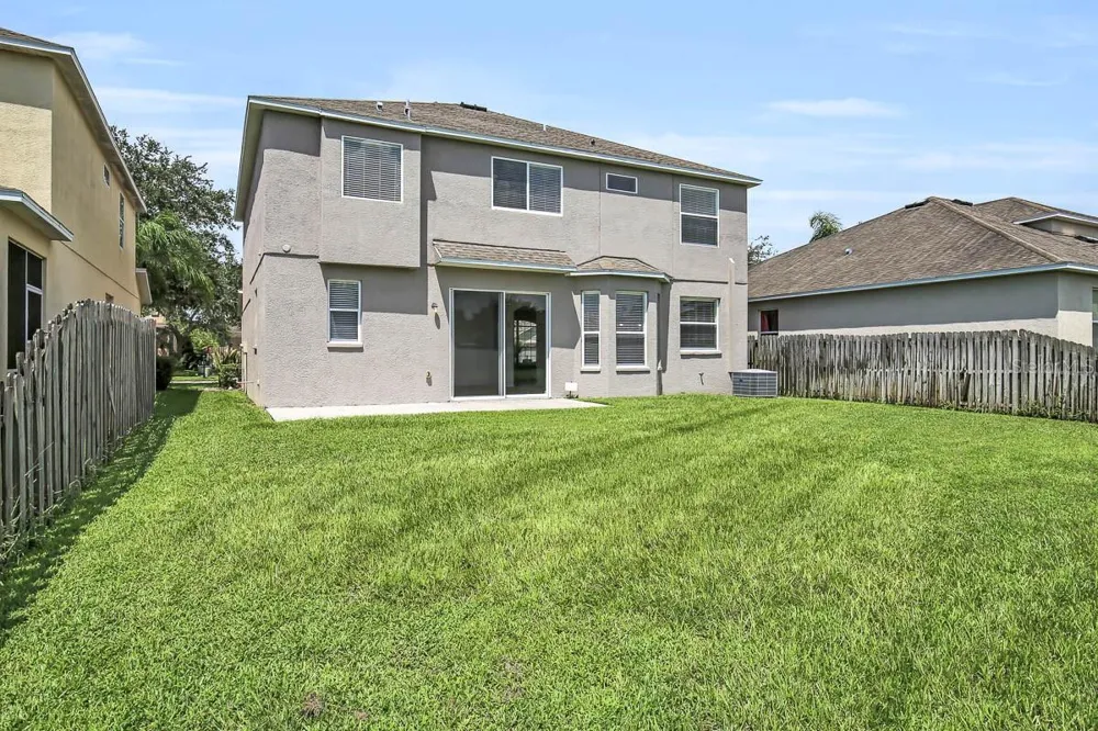 11447 DUTCH IRIS DRIVE Riverview, FL 33578