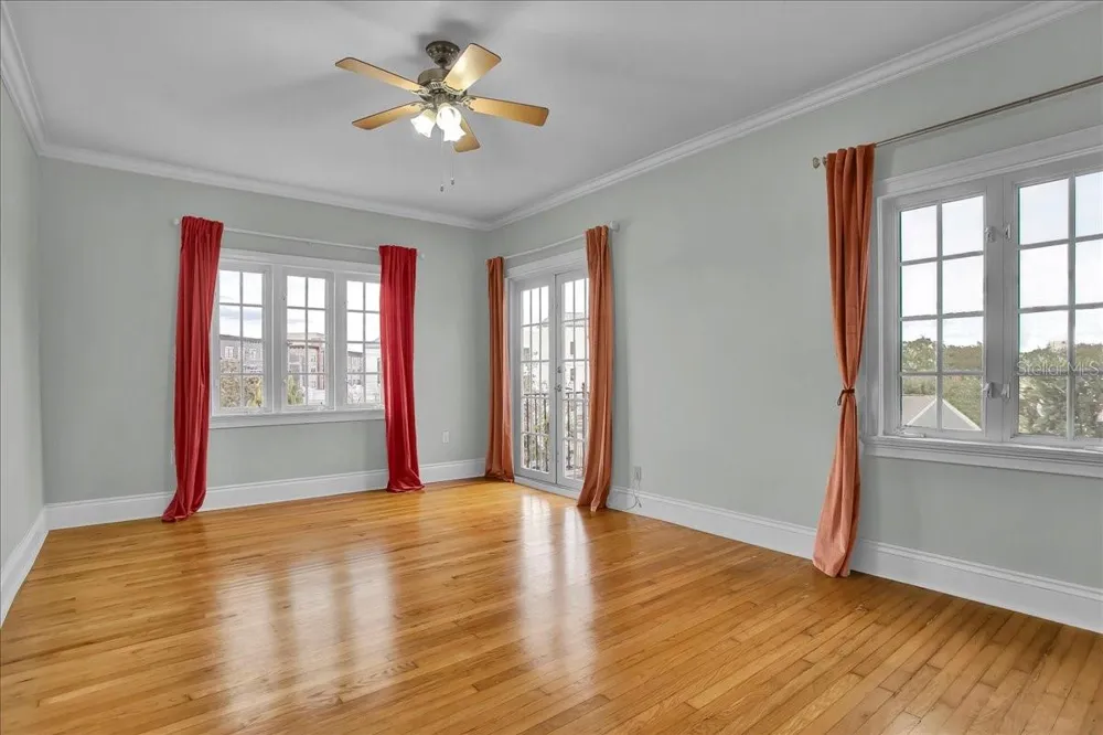 2117 W DEKLE AVENUE #F3 Tampa, FL 33606