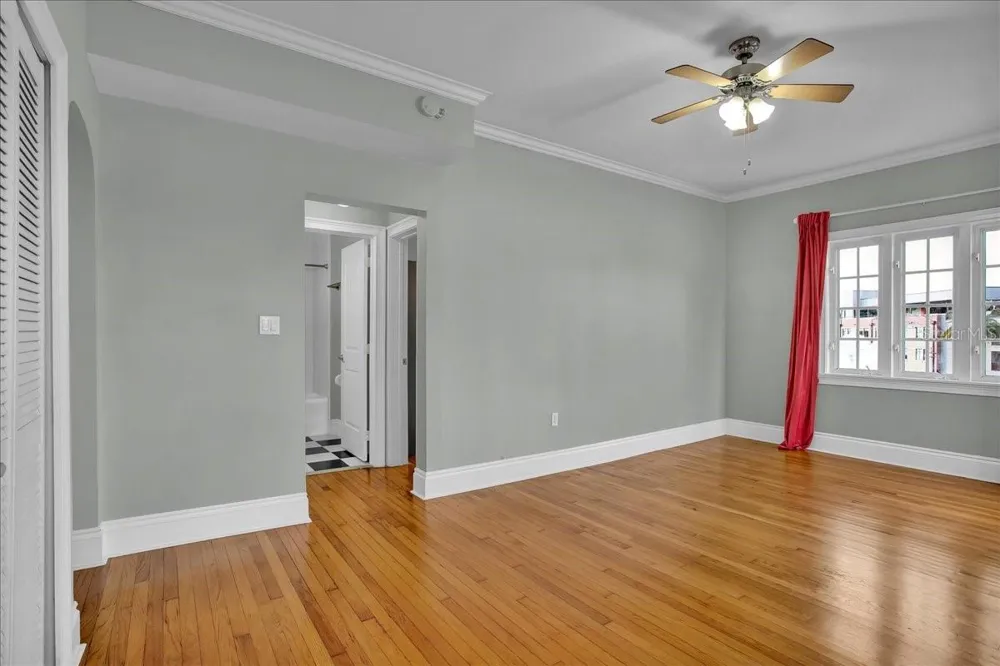 2117 W DEKLE AVENUE #F3 Tampa, FL 33606