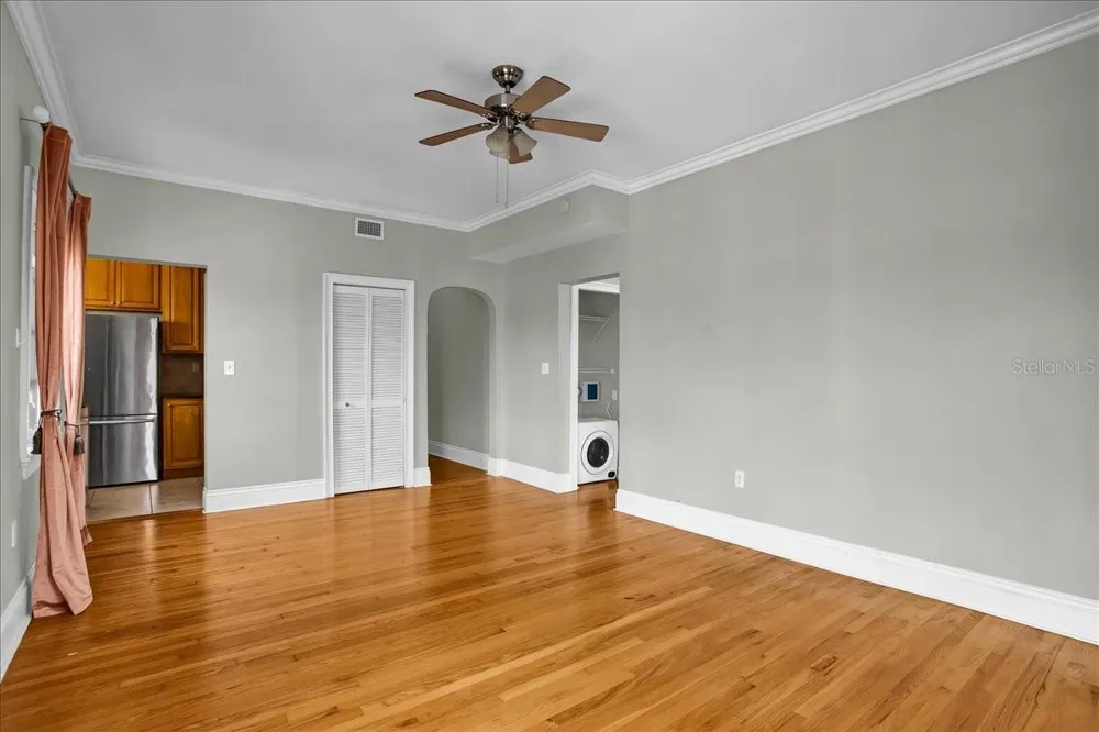 2117 W DEKLE AVENUE #F3 Tampa, FL 33606