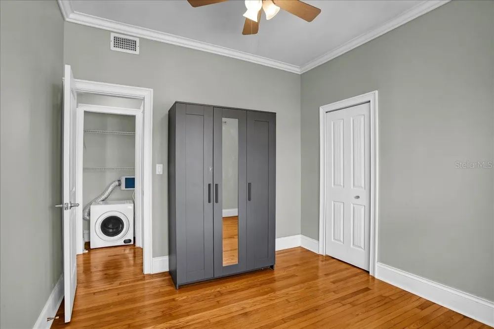 2117 W DEKLE AVENUE #F3 Tampa, FL 33606
