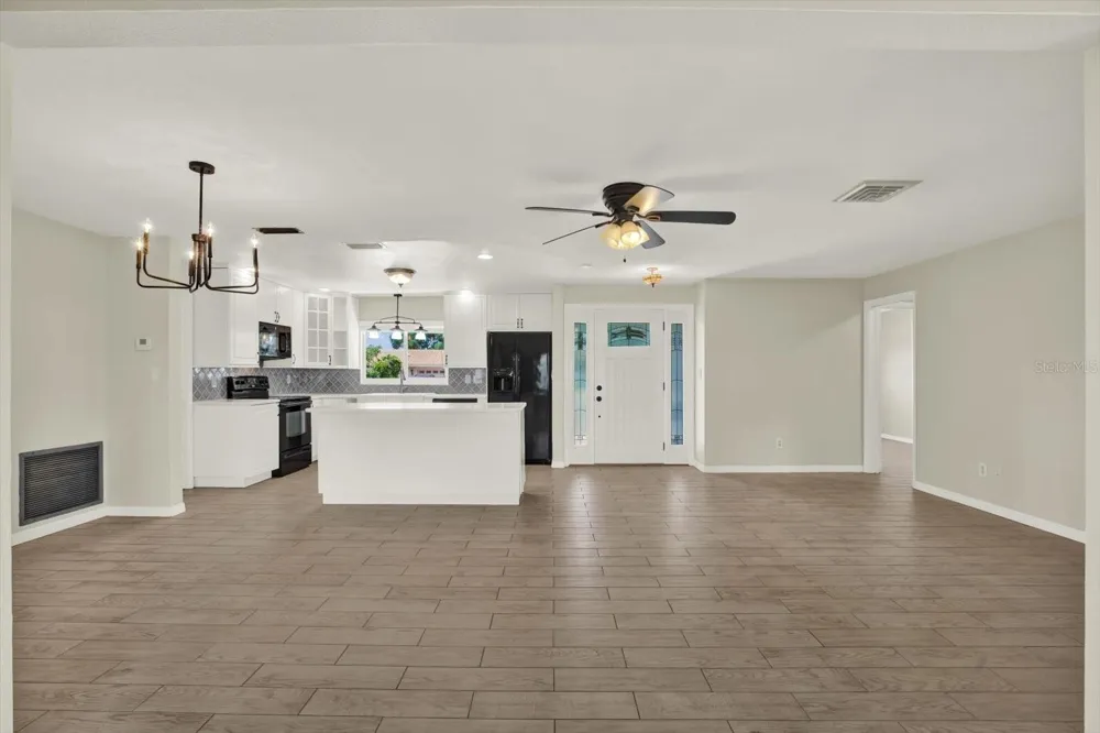 12080 68TH TERRACE Seminole, FL 33772