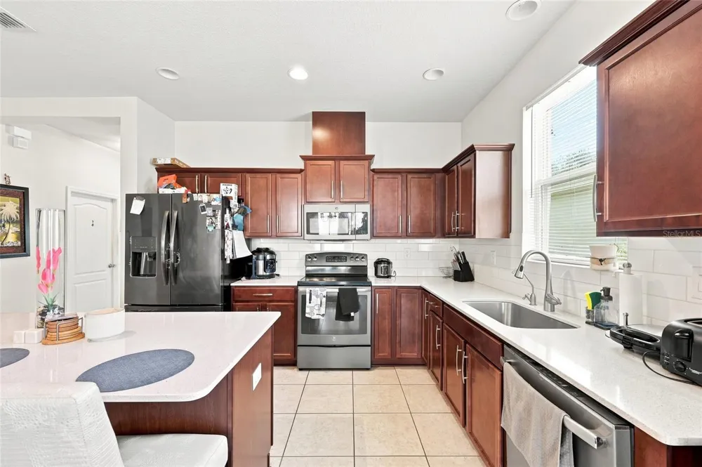 601 BRIDGEFORD CROSSING BOULEVARD Davenport, FL 33837