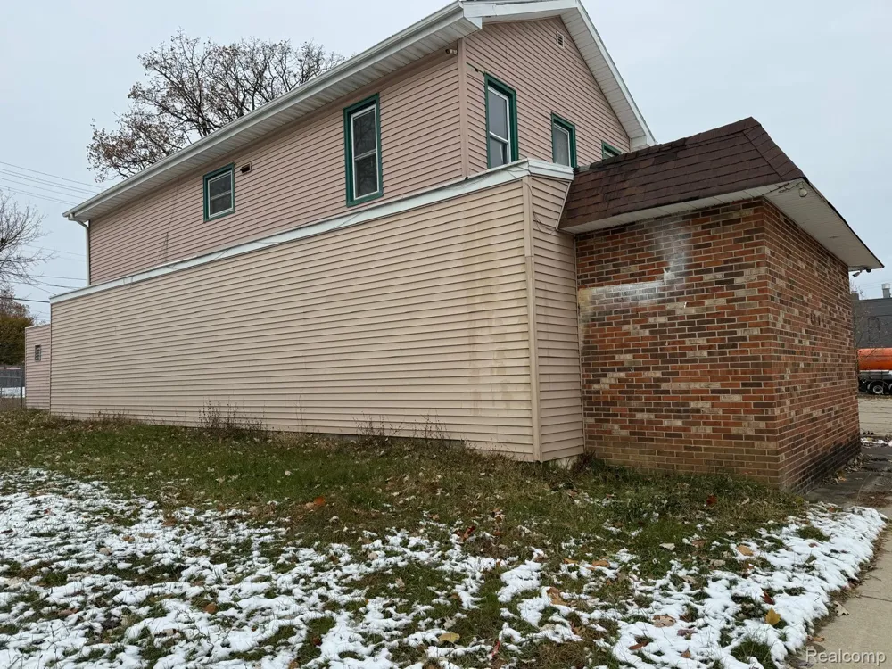 710 S Martin Luther King Jr Drive Jackson City, MI 49203