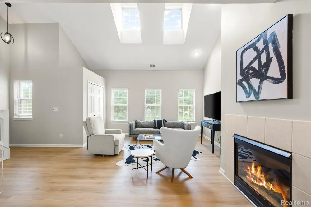 655 River Park Village Boulevard Northville City, MI 48167