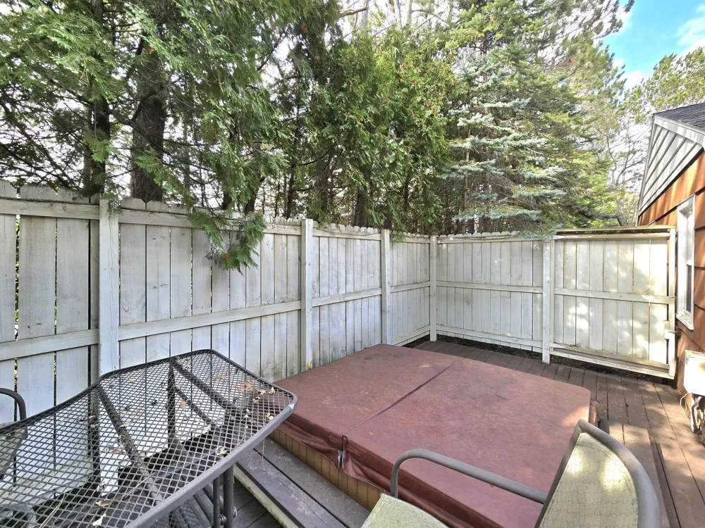 10017 M-115 Clam Lake Township, MI 49601