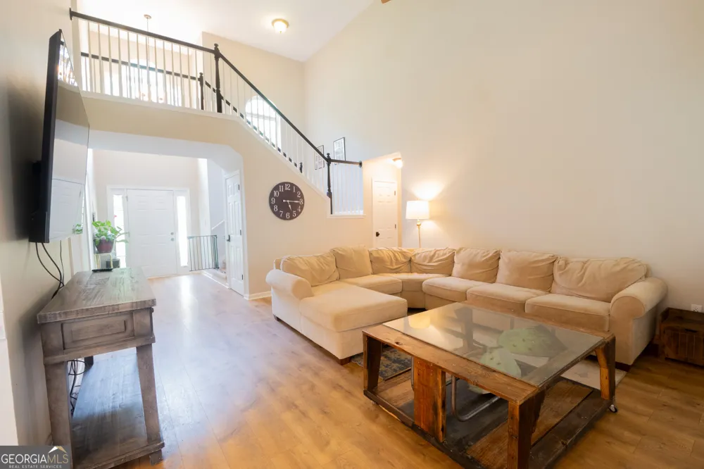 95 Crescent CIR Newnan, GA 30265