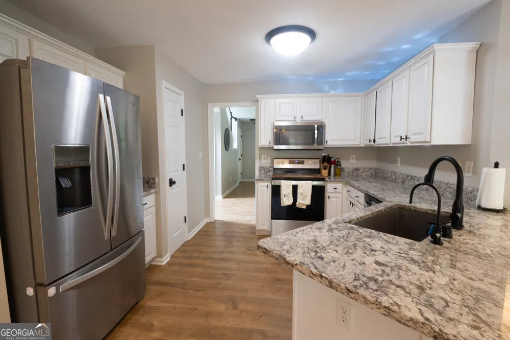95 Crescent CIR Newnan, GA 30265