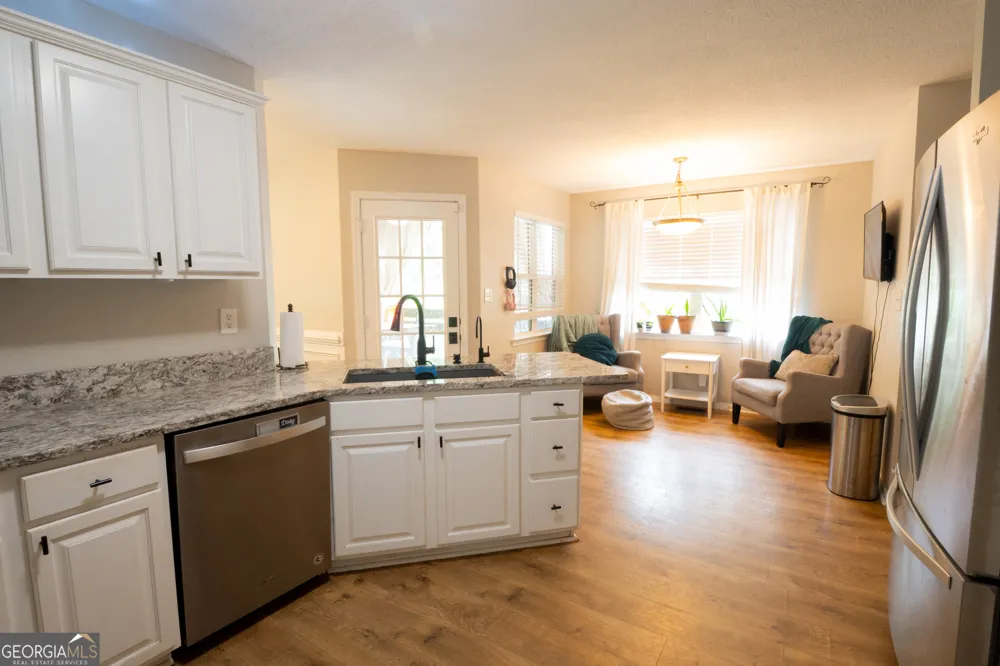 95 Crescent CIR Newnan, GA 30265