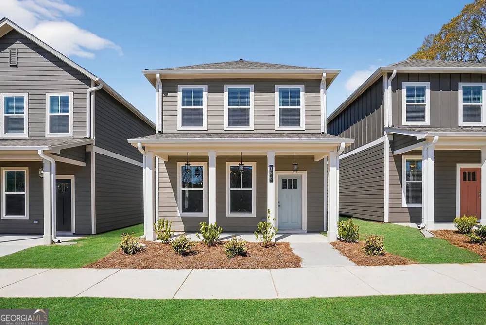 160 Bartow Fayetteville, GA 30214