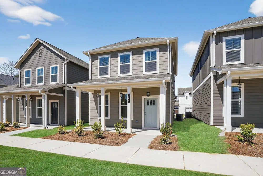 160 Bartow Fayetteville, GA 30214