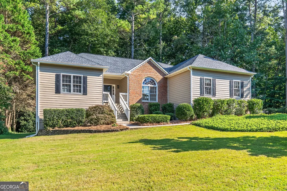 6139 Pritchett Dr Powder Springs, GA 30127