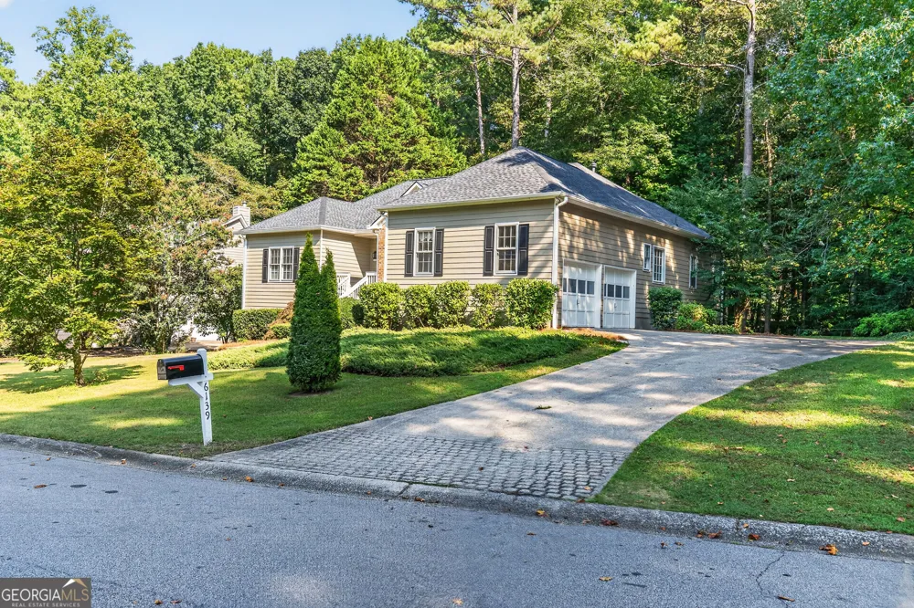 6139 Pritchett Dr Powder Springs, GA 30127