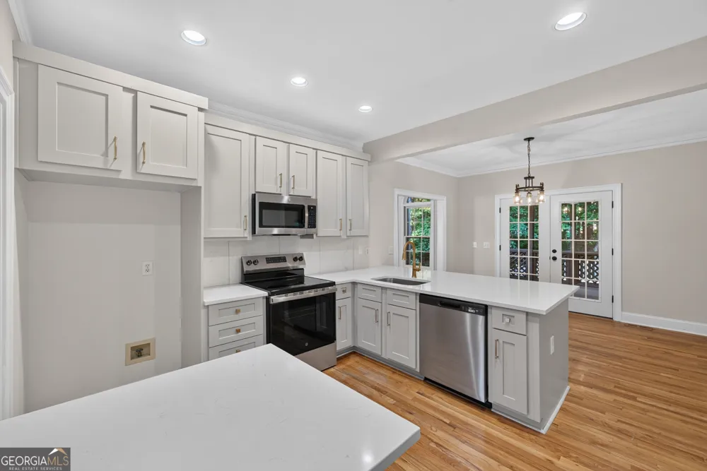 6139 Pritchett Dr Powder Springs, GA 30127