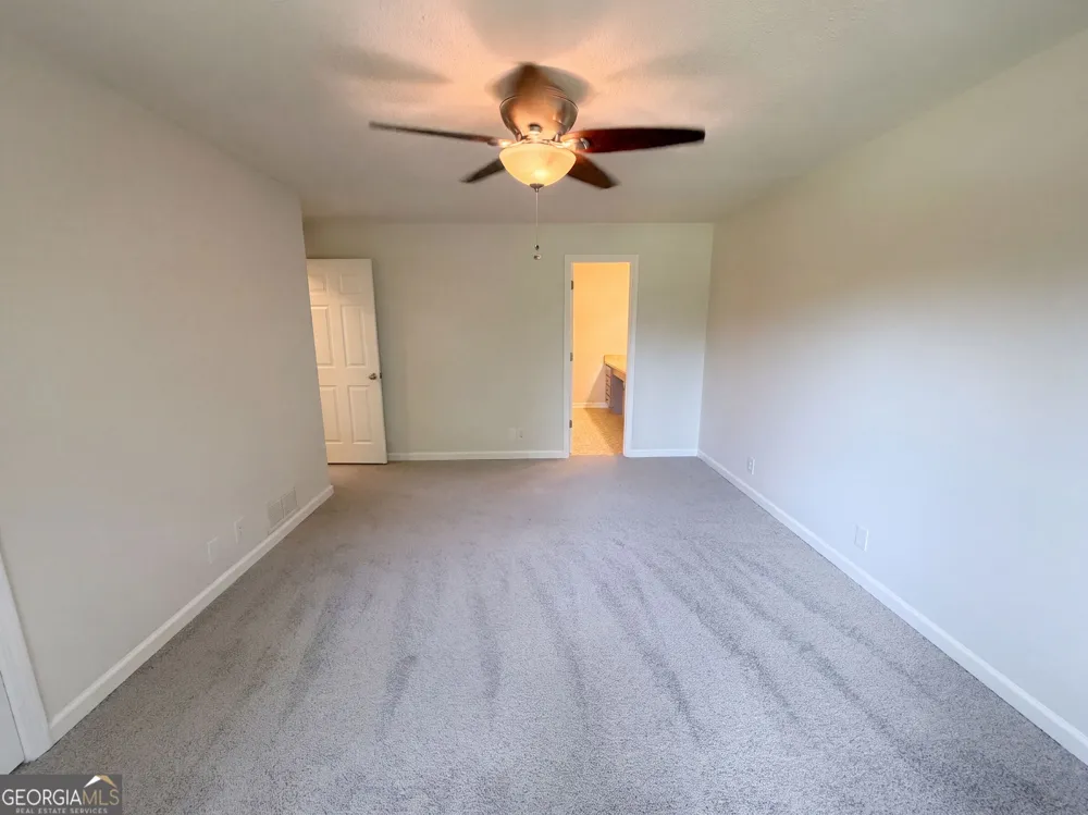 962 Doeskin DR NW Conyers, GA 30012