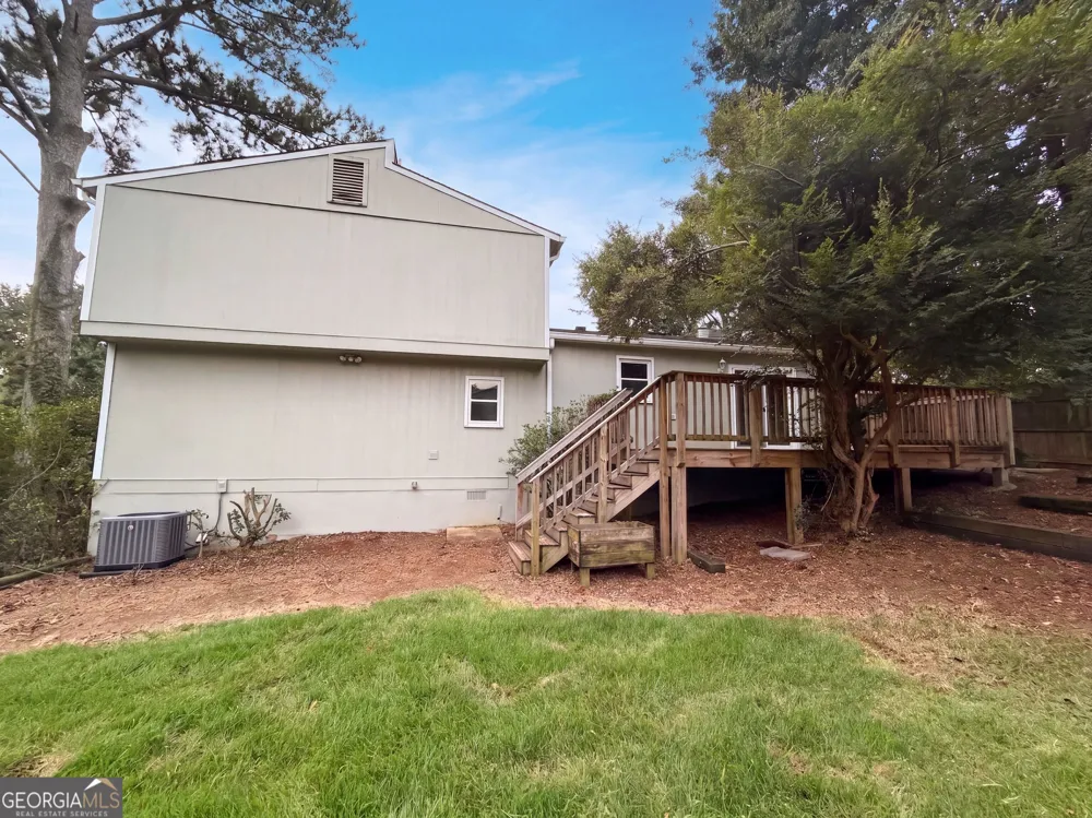962 Doeskin DR NW Conyers, GA 30012