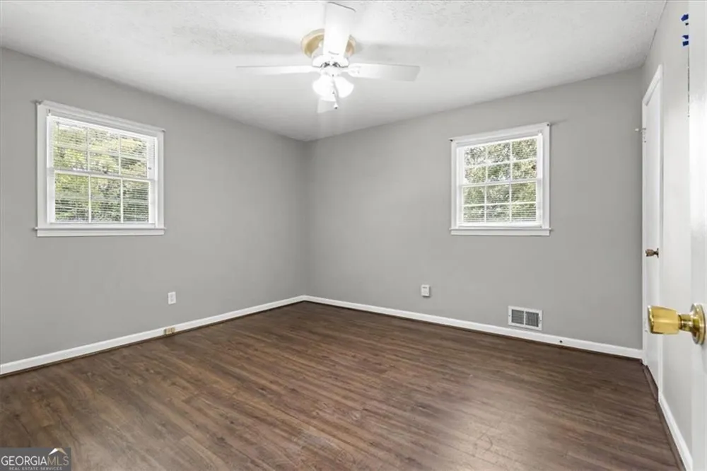 5082 Ailene DR Douglasville, GA 30135