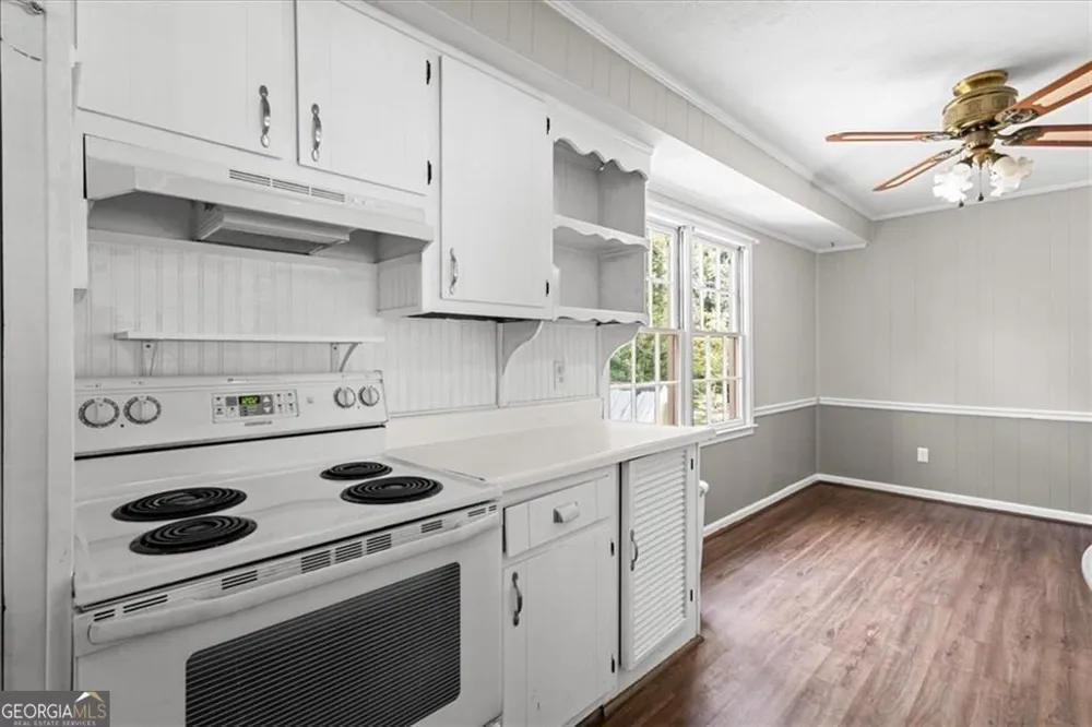 5082 Ailene DR Douglasville, GA 30135