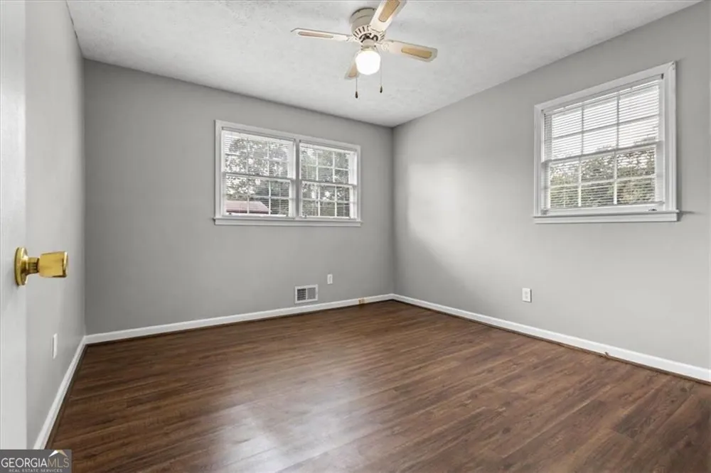 5082 Ailene DR Douglasville, GA 30135