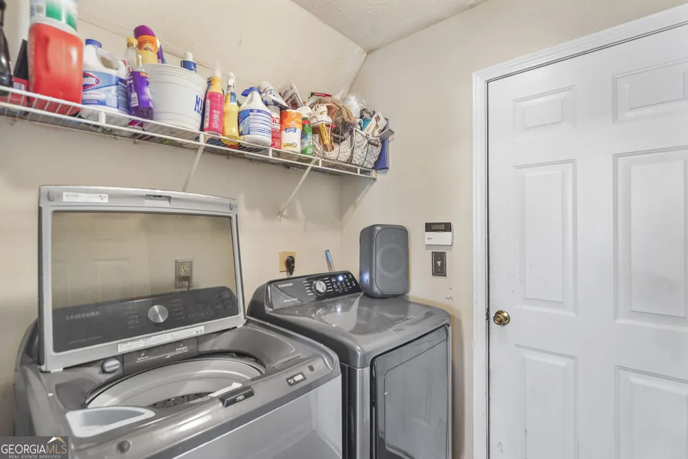 2007 Manhattan PKWY Decatur, GA 30035