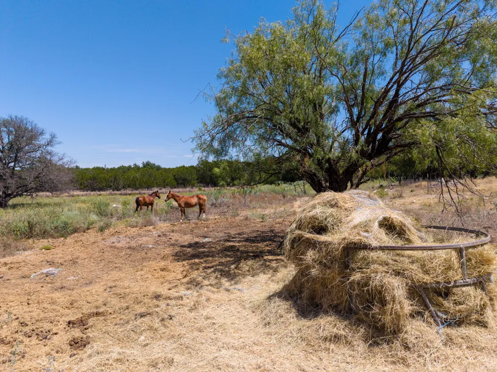 3322 County Road 1020 Lampasas, TX 76550