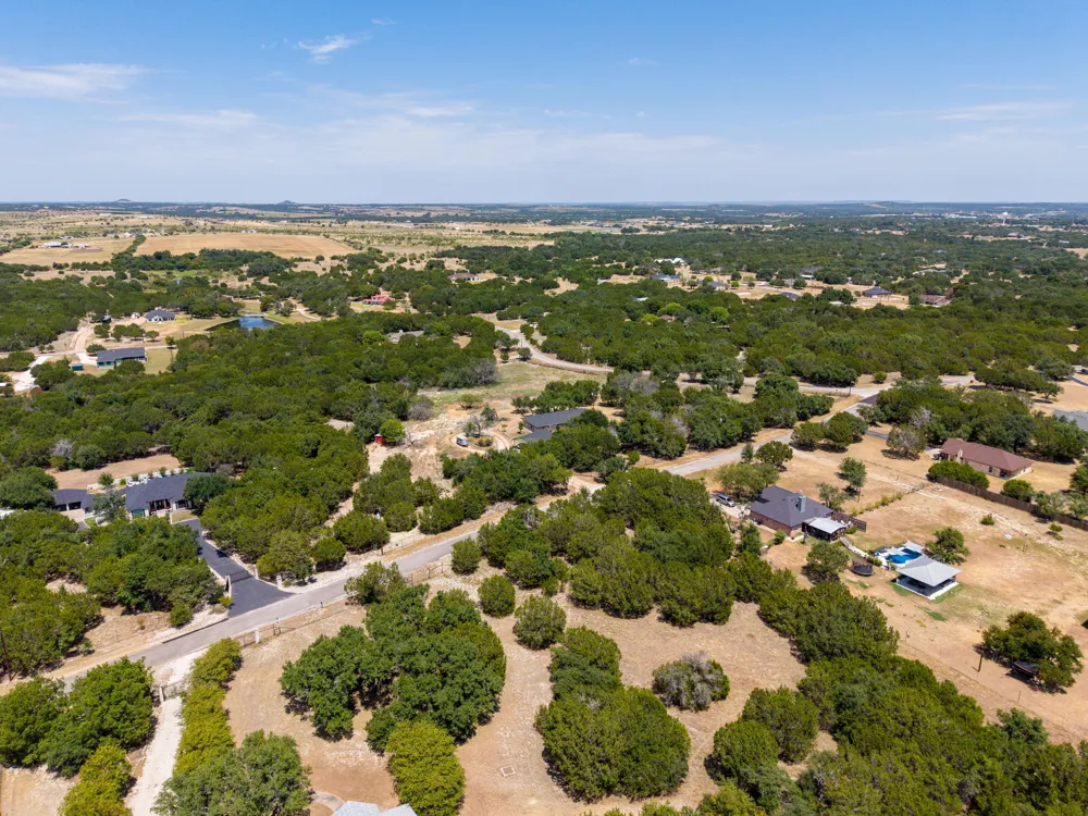 3322 County Road 1020 Lampasas, TX 76550