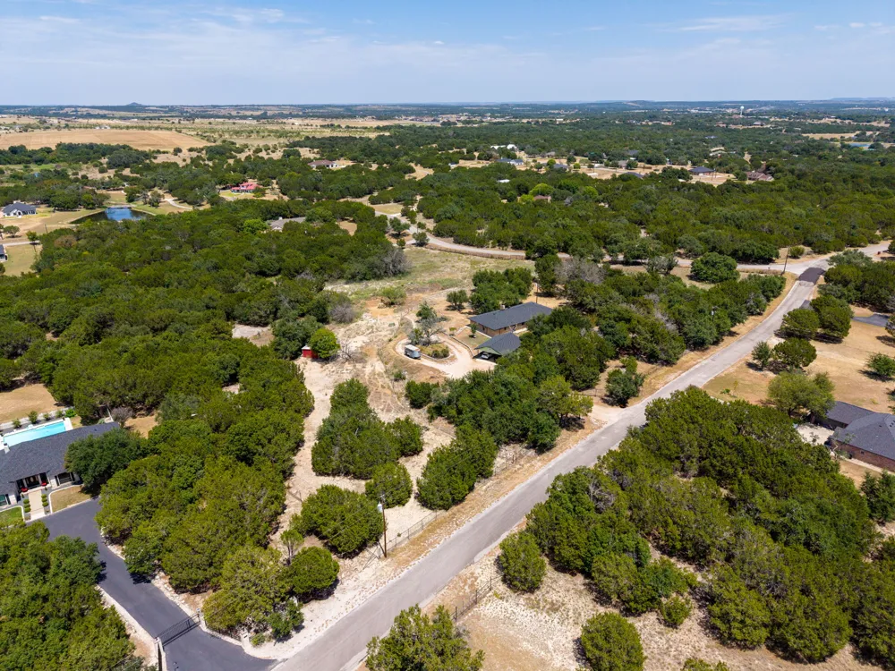 3322 County Road 1020 Lampasas, TX 76550