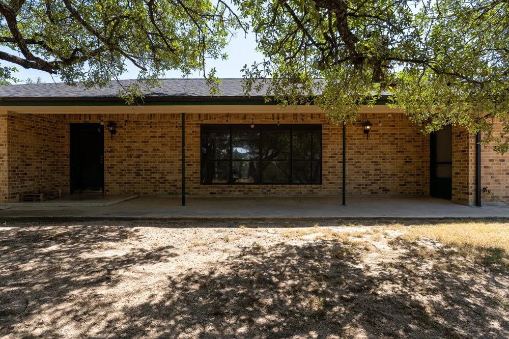 3322 County Road 1020 Lampasas, TX 76550