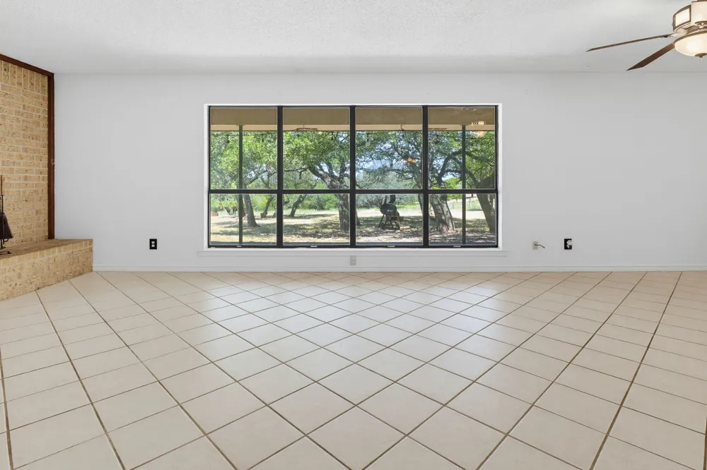 3322 County Road 1020 Lampasas, TX 76550