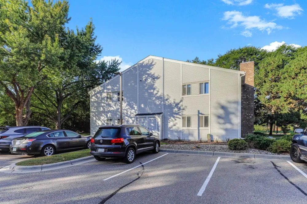 2310 Benson Avenue #H Saint Paul, MN 55116