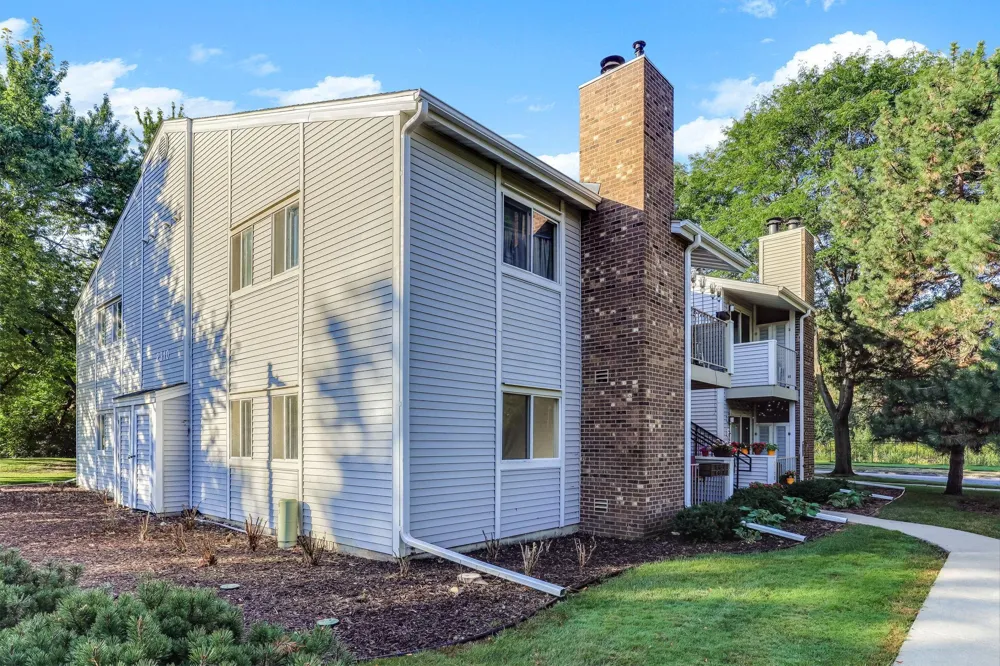 2310 Benson Avenue #H Saint Paul, MN 55116