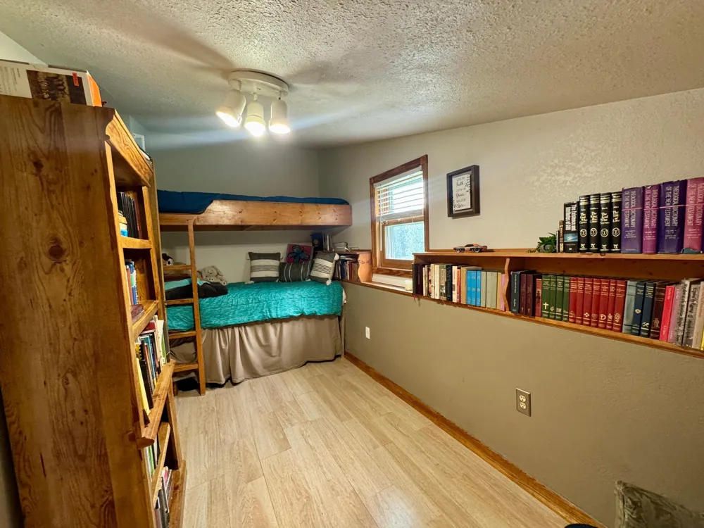 69305 Kirkwood Drive Roosevelt, MN 56673