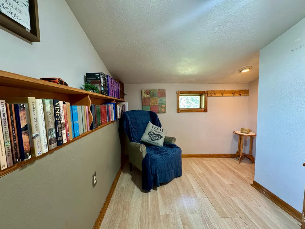 69305 Kirkwood Drive Roosevelt, MN 56673
