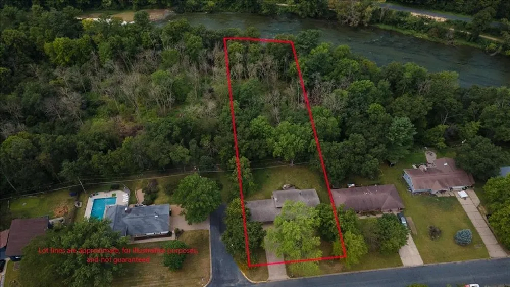 1121 River Heights Road Menomonie, WI 54751