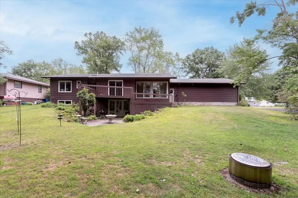 1121 River Heights Road Menomonie, WI 54751