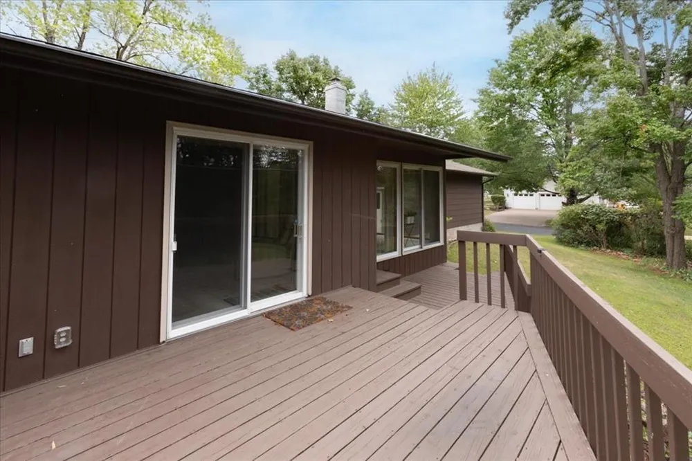 1121 River Heights Road Menomonie, WI 54751