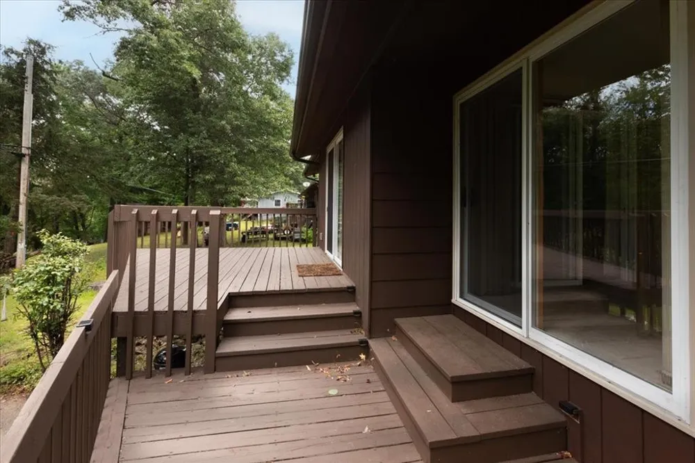 1121 River Heights Road Menomonie, WI 54751