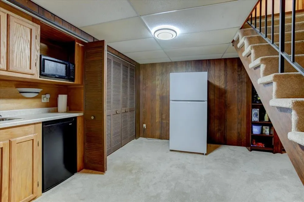 1121 River Heights Road Menomonie, WI 54751