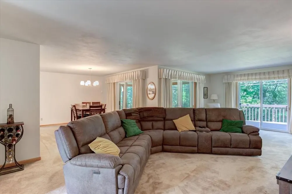 1121 River Heights Road Menomonie, WI 54751